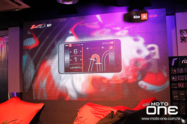 2015 APRILIA RSV4 RF & TUONO Factory launching party