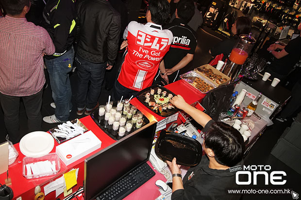 2015 APRILIA RSV4 RF & TUONO Factory launching party
