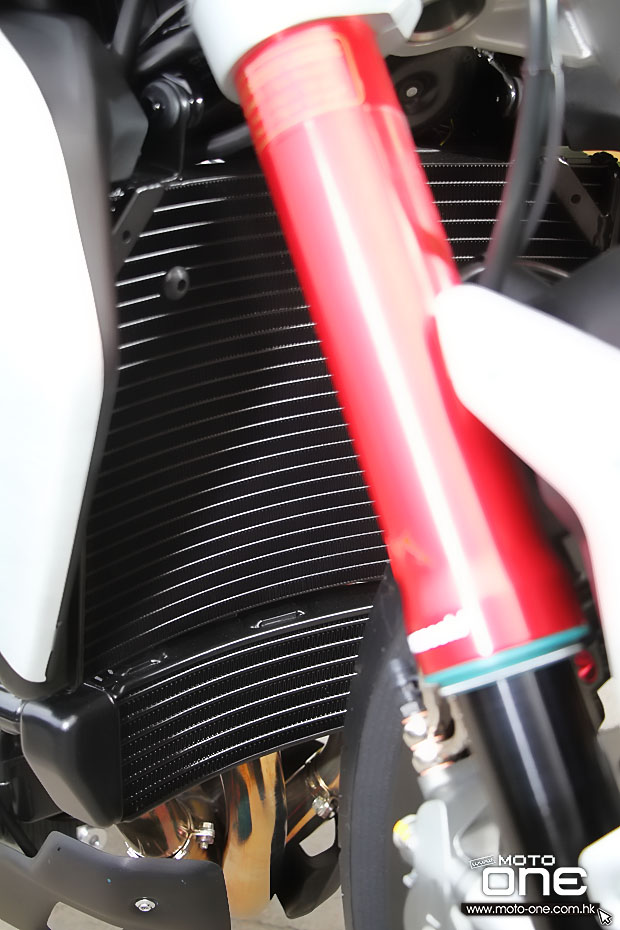 2015 MV AGUSTA BRUTALE DRAGSTER 800RR