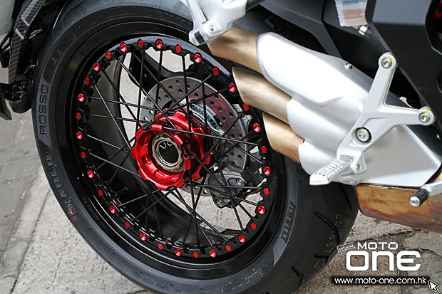 2015 MV AGUSTA BRUTALE DRAGSTER 800RR