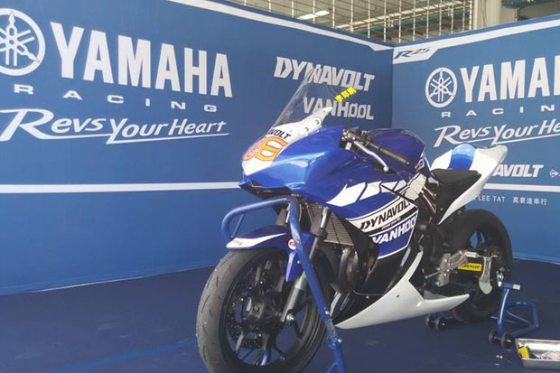 2015 YAMAHA MLT RACING TEAM X DYNAVOLT
