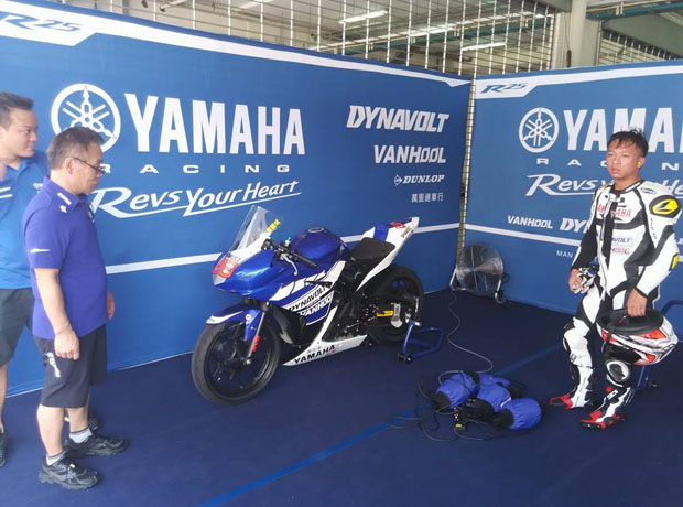 2015 YAMAHA MLT RACING TEAM X DYNAVOLT