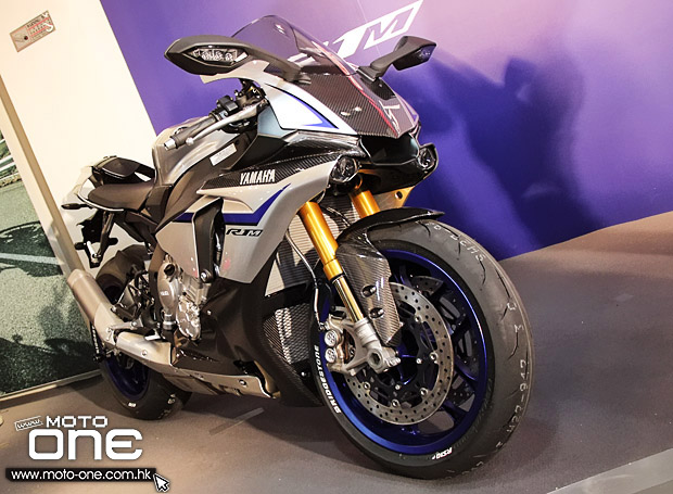 2015 yamaha yzf r1m r1 LAUNCH