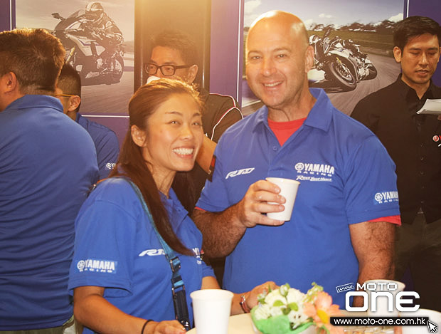 2015 yamaha yzf r1m r1 LAUNCH