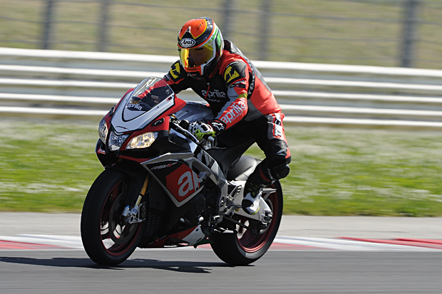 2015 APRILIA RSV4 RF TUONO 1100 V4 Days