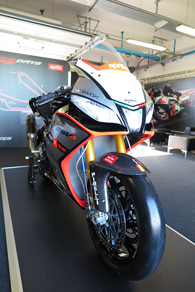 2015 APRILIA RSV4 RF TUONO 1100 V4 Days