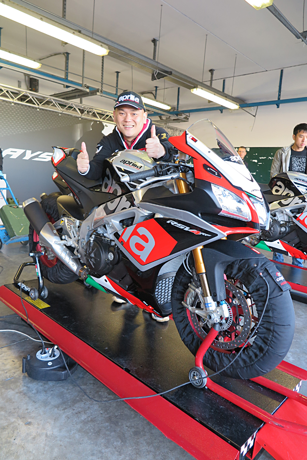 2015 APRILIA RSV4 RF TUONO 1100 V4 Days