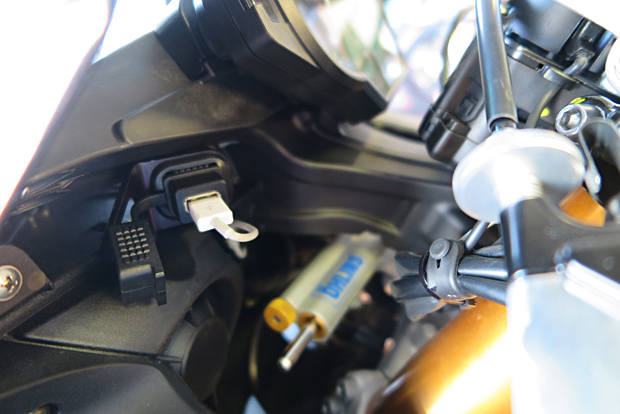 2015 APRILIA RSV4 RF TUONO 1100 V4 Days