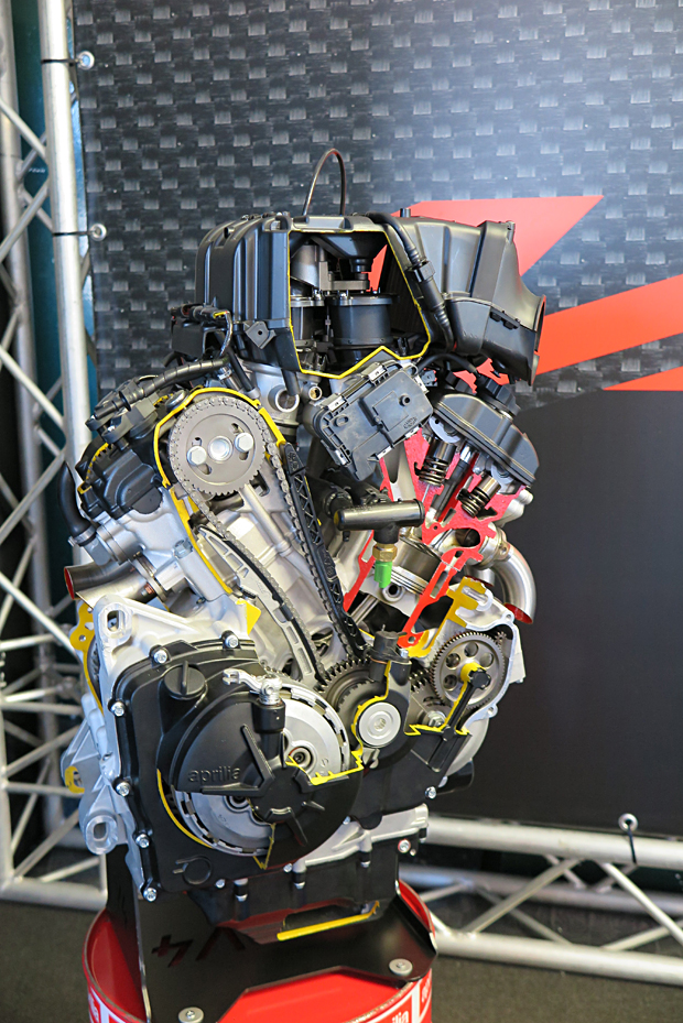 2015 APRILIA RSV4 RF TUONO 1100 V4 Days