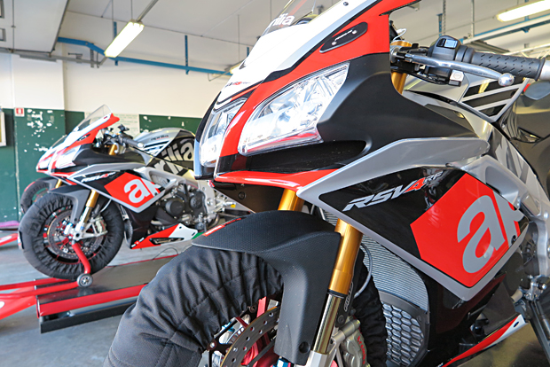 2015 APRILIA RSV4 RF TUONO 1100 V4 Days