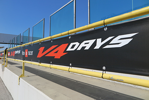 2015 APRILIA RSV4 RF TUONO 1100 V4 Days