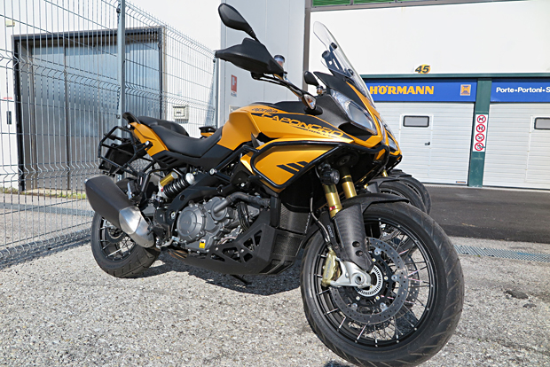 2015 APRILIA RSV4 RF TUONO 1100 V4 Days