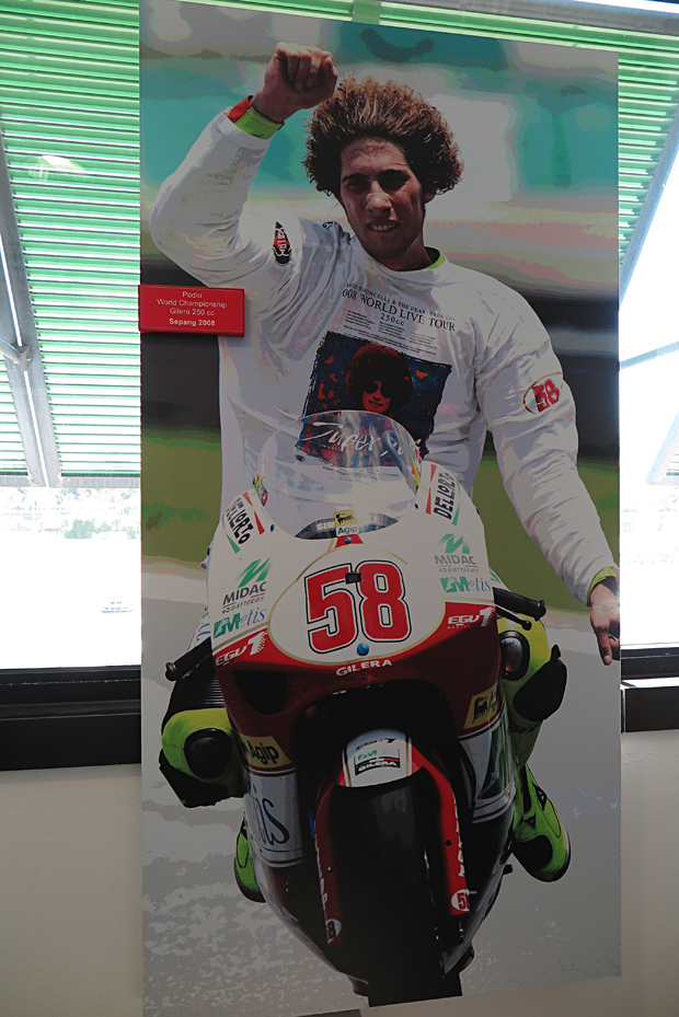 2015 APRILIA RSV4 RF TUONO 1100 V4 Days