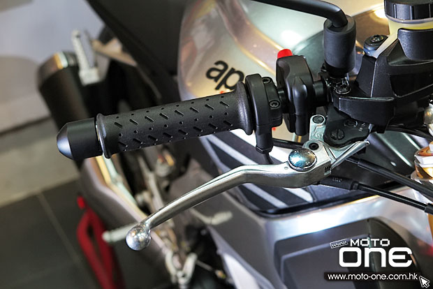 2015 APRILIA TUONO V4 1100 RR