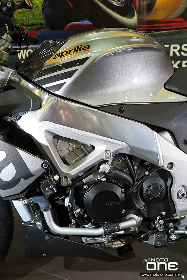 2015 APRILIA TUONO V4 1100 RR