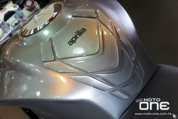 2015 APRILIA TUONO V4 1100 RR