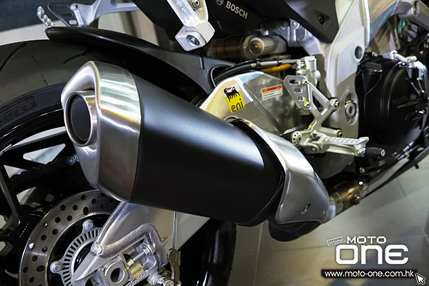 2015 APRILIA TUONO V4 1100 RR