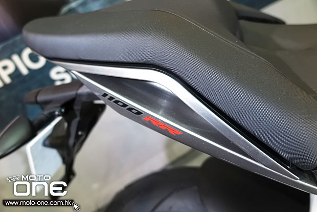 2015 APRILIA TUONO V4 1100 RR