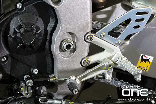 2015 APRILIA TUONO V4 1100 RR