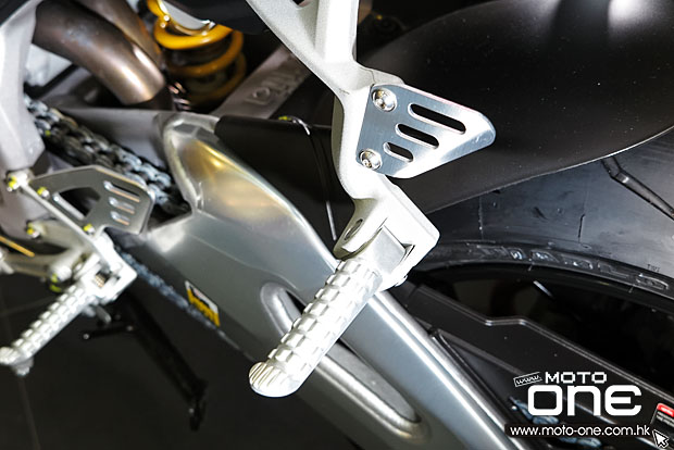2015 APRILIA TUONO V4 1100 RR