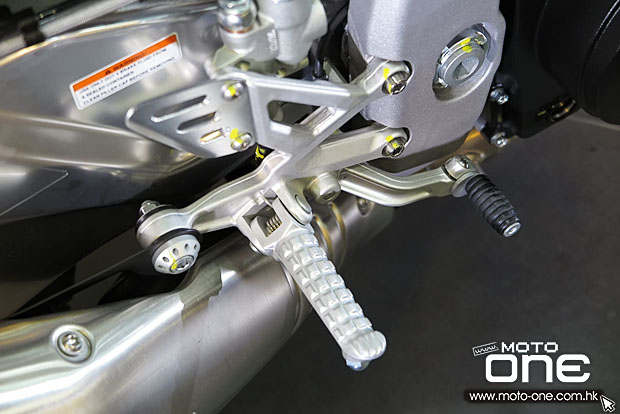 2015 APRILIA TUONO V4 1100 RR