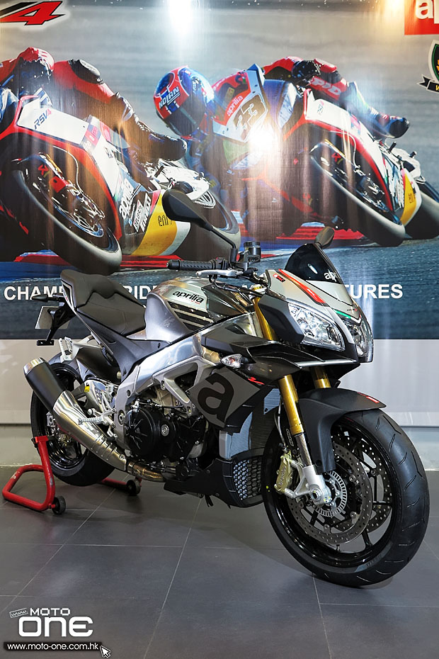 2015 APRILIA TUONO V4 1100 RR