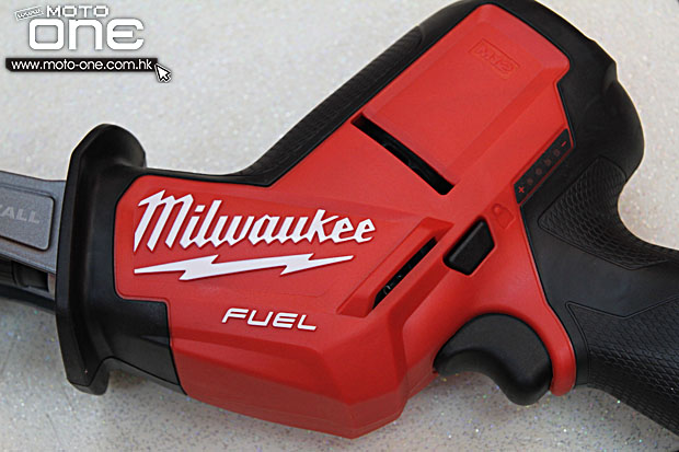 2015 MILWAUKEE M12 CHZ-402C M18 CIW12-402C