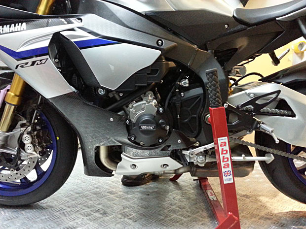 2015 YAMAHA YZF R1M SILVER STAR