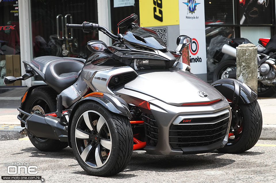 暴走蜘蛛侠 2015 CAN-AM SPYDER F3-S