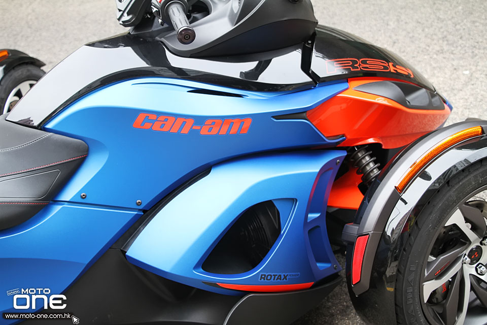 2015 Can Am RS-S special edition Denim Blue edition