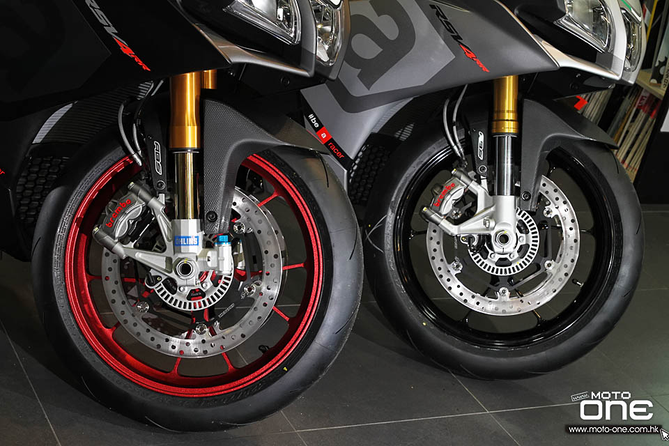 2015 APRILIA RSV4 RR RACE PACK