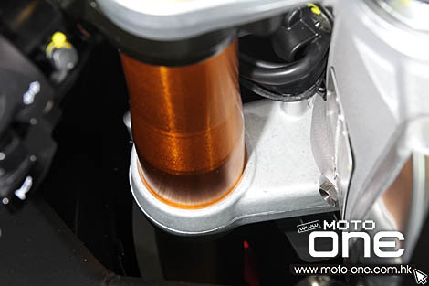 2015 APRILIA RSV4 RR RACE PACK