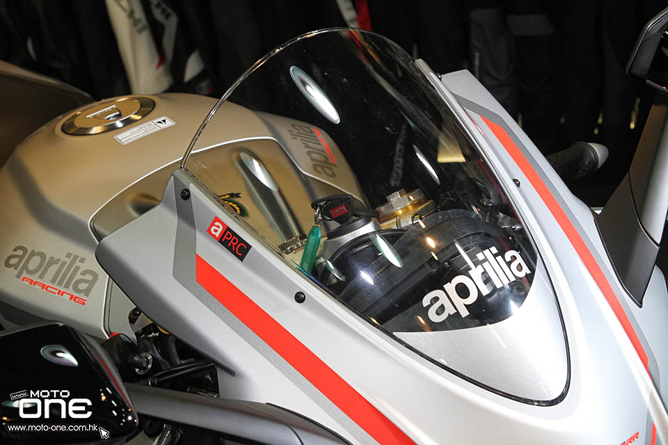 2015 APRILIA RSV4 RR RACE PACK