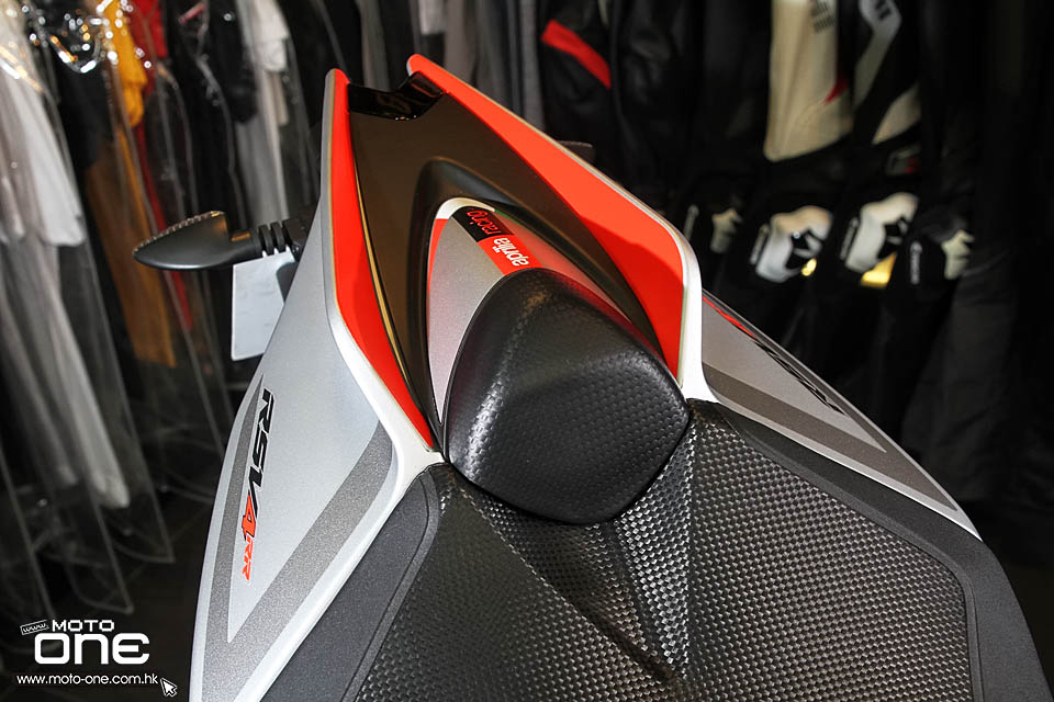 2015 APRILIA RSV4 RR RACE PACK