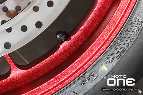 2015 APRILIA RSV4 RR RACE PACK