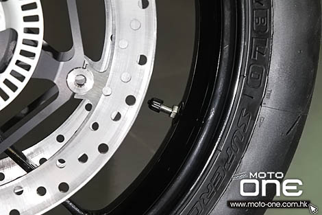 2015 APRILIA RSV4 RR RACE PACK