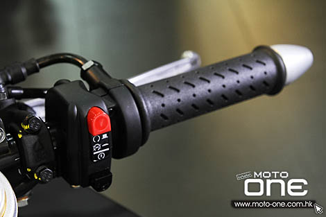 2015 APRILIA RSV4 RR RACE PACK