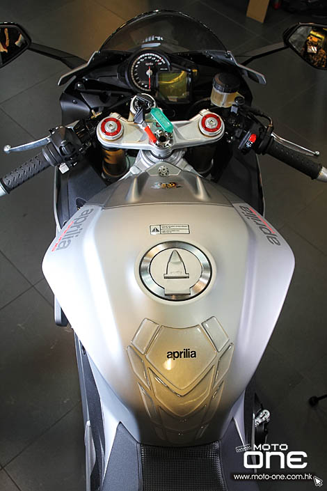 2015 APRILIA RSV4 RR RACE PACK