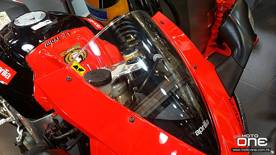 2015 APRILIA RSV4 RR RACE PACK