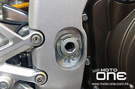 2015 APRILIA RSV4 RR RACE PACK