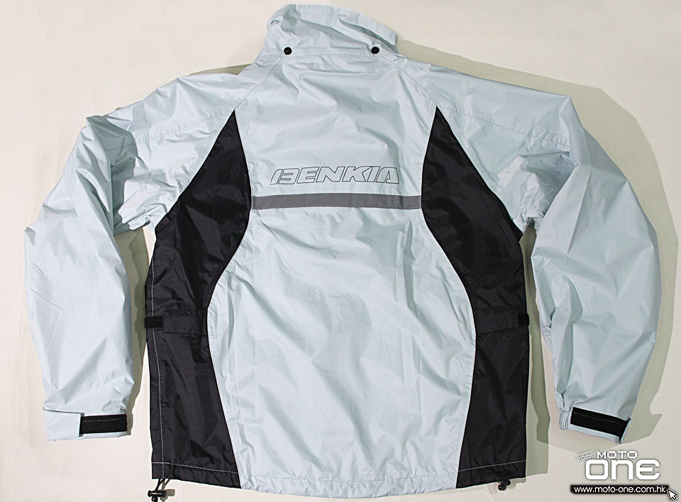 2015 BENKIA rain suit