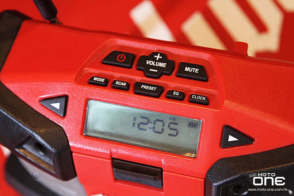 2015 Milwaukee M18 Jobsite Radio Charger