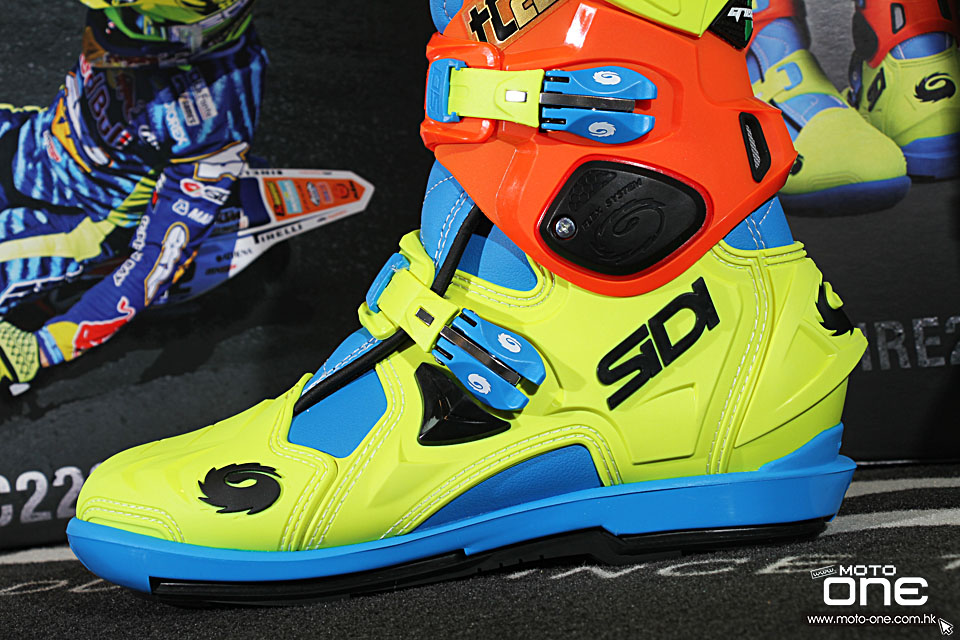 2015 SIDI Crossfire 2 TC222 Tony_Cairoli