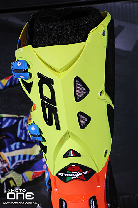 2015 SIDI Crossfire 2 TC222 Tony_Cairoli