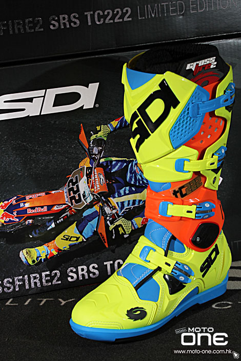 2015 SIDI Crossfire 2 TC222 Tony_Cairoli