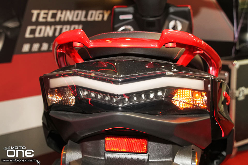 2015 YAMAHA CYGNUS-X 2015 YAMAHA CYGNUS-X
