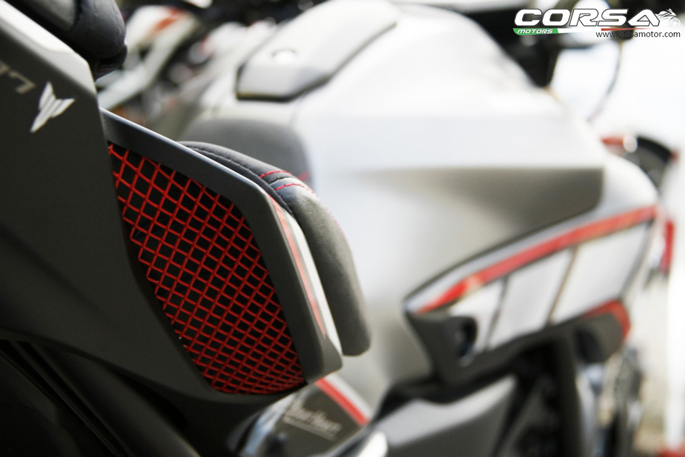 2015 YAMAHA MT-07 Corsa Motors