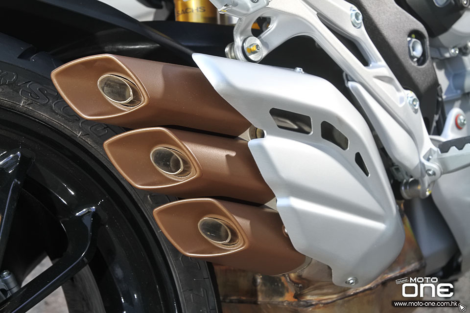 2015 MV Agusta Turismo Veloce 800
