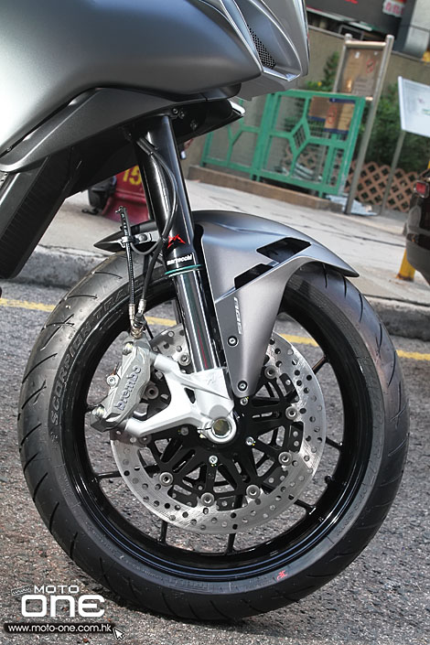 2015 MV Agusta Turismo Veloce 800