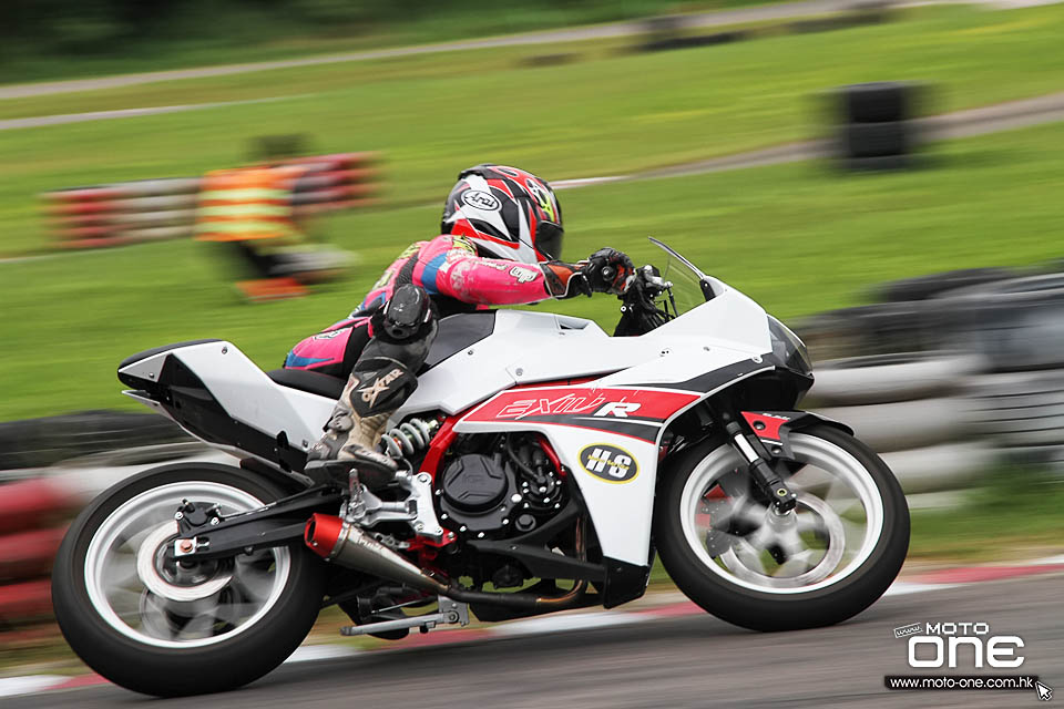 2015 HYOSUNG GD250R racing